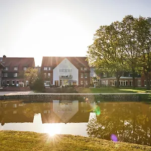 Hotel Steigenberger Treudelberg