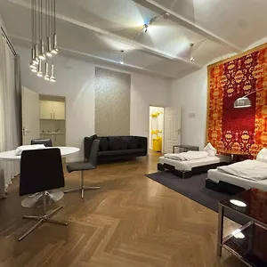 Apartment M M 70's Style
