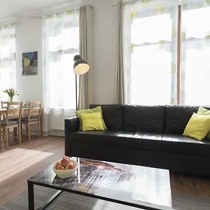 Apartment Niemetzstr 51