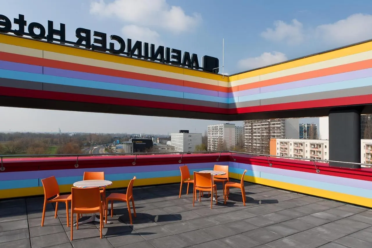 Meininger Hotel Berlin Airport 3*,