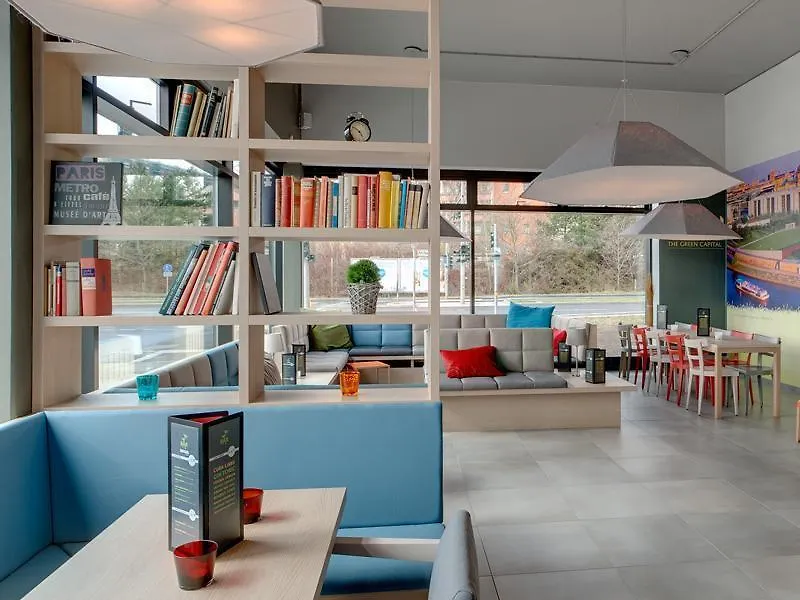 Meininger Hotel Berlin Airport