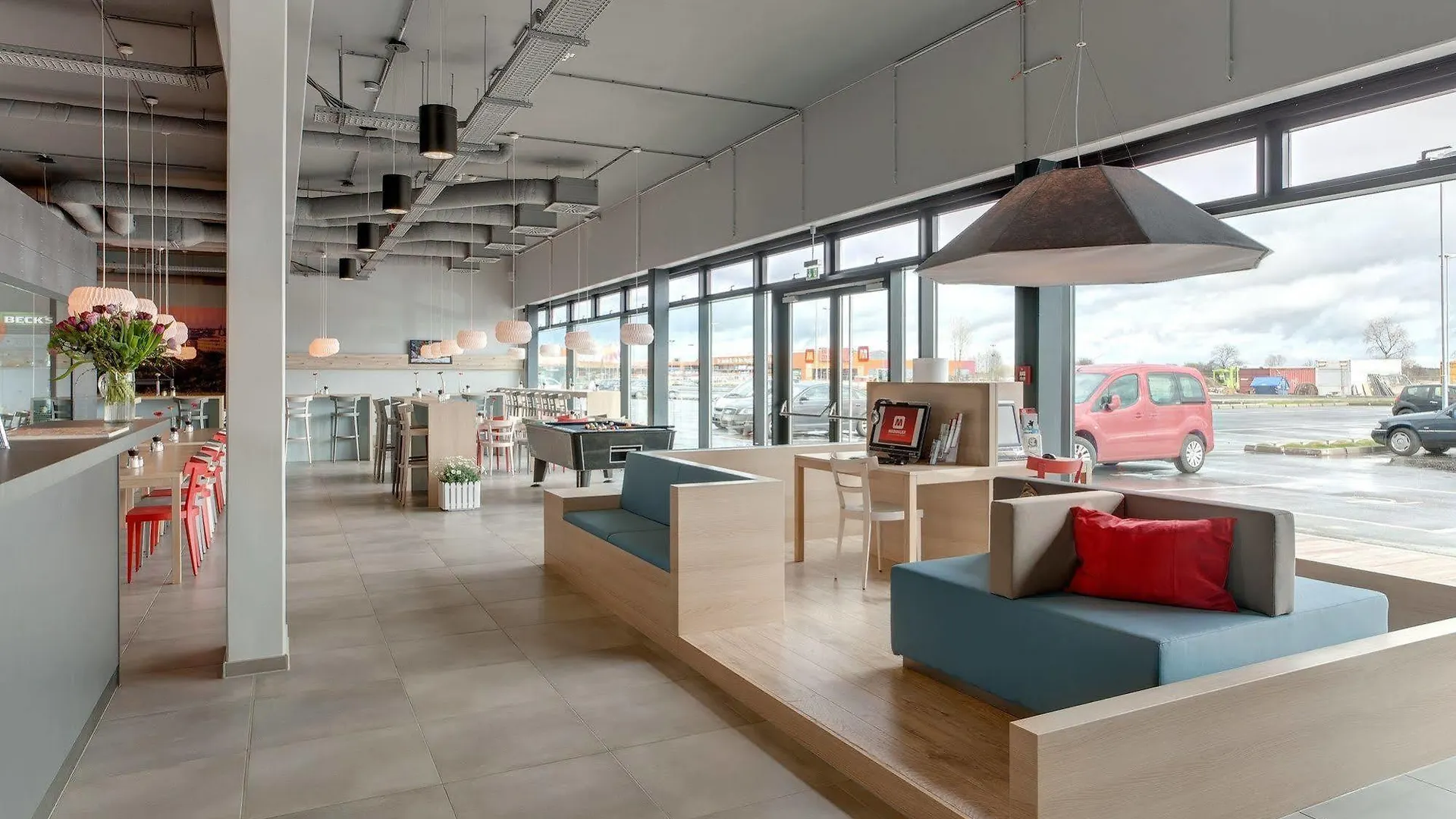 Meininger Hotel Berlin Airport Germania